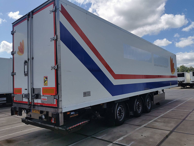 SYSTEM TRAILERS TKS24-1TRI - Semi-trailer berpendingin: gambar 2 SYSTEM TRAILERS TKS24-1TRI - Semi-trailer berpendingin: gambar 2