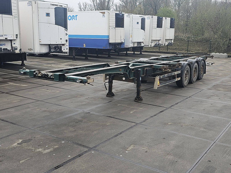 Schmitz Cargobull HIGH CUBE 40FT - Semi-trailer pengangkut mobil: gambar 1 Schmitz Cargobull HIGH CUBE 40FT - Semi-trailer pengangkut mobil: gambar 1