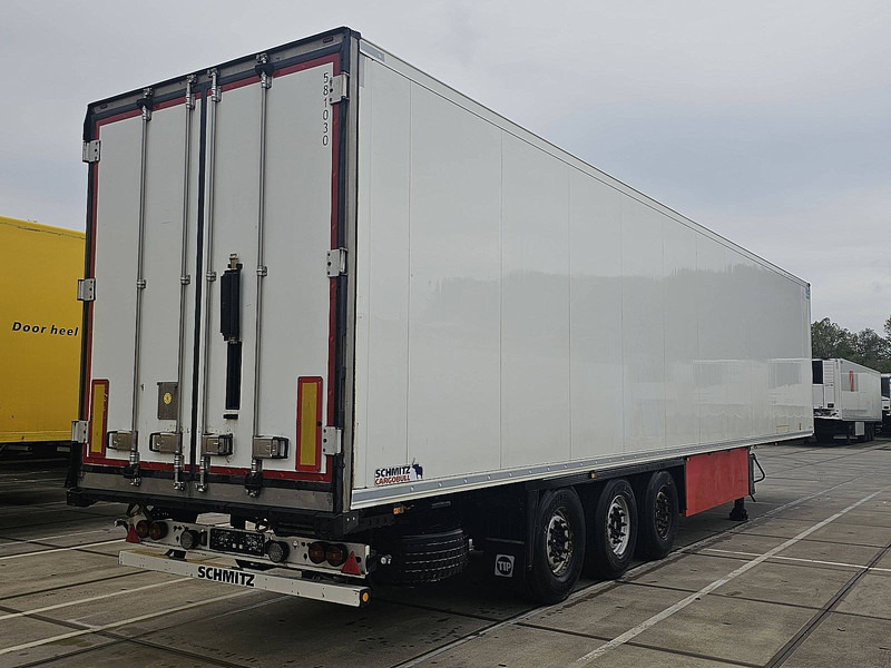 Schmitz Cargobull MEATRAILS - Semi-trailer berpendingin: gambar 2 Schmitz Cargobull MEATRAILS - Semi-trailer berpendingin: gambar 2