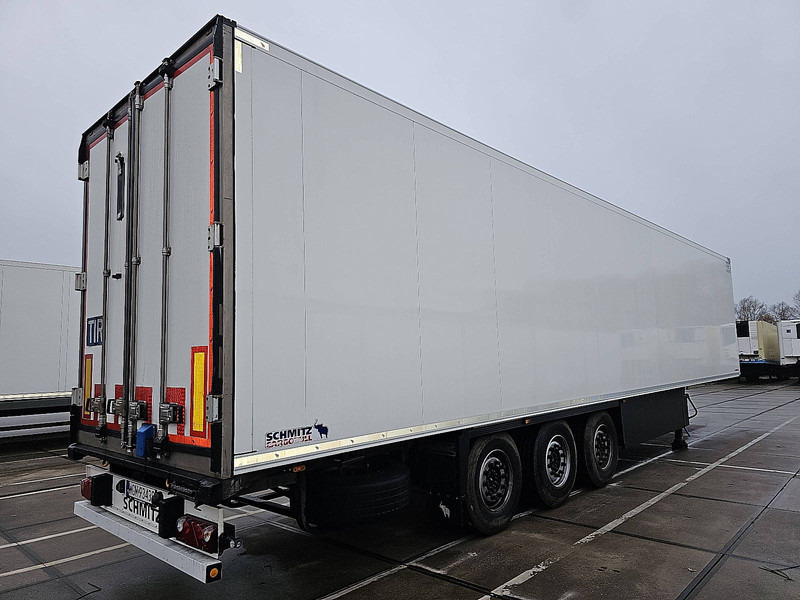 Schmitz Cargobull SKO 24/L 13.4 FP 65 THERMOKING SLXI300 - Semi-trailer berpendingin: gambar 2 Schmitz Cargobull SKO 24/L 13.4 FP 65 THERMOKING SLXI300 - Semi-trailer berpendingin: gambar 2