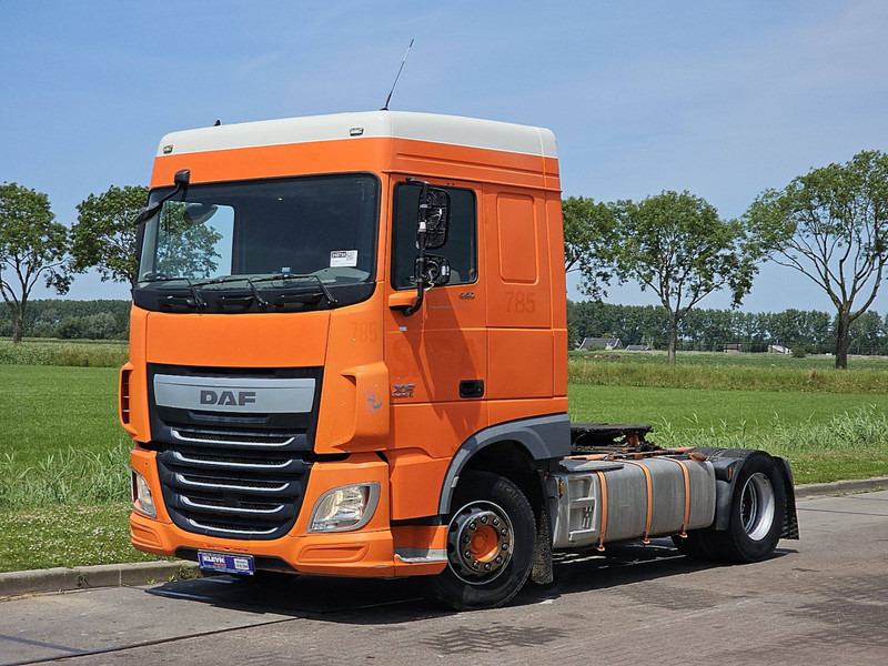DAF XF 440 SPACECAB MANUAL - Tractor head: gambar 2 DAF XF 440 SPACECAB MANUAL - Tractor head: gambar 2