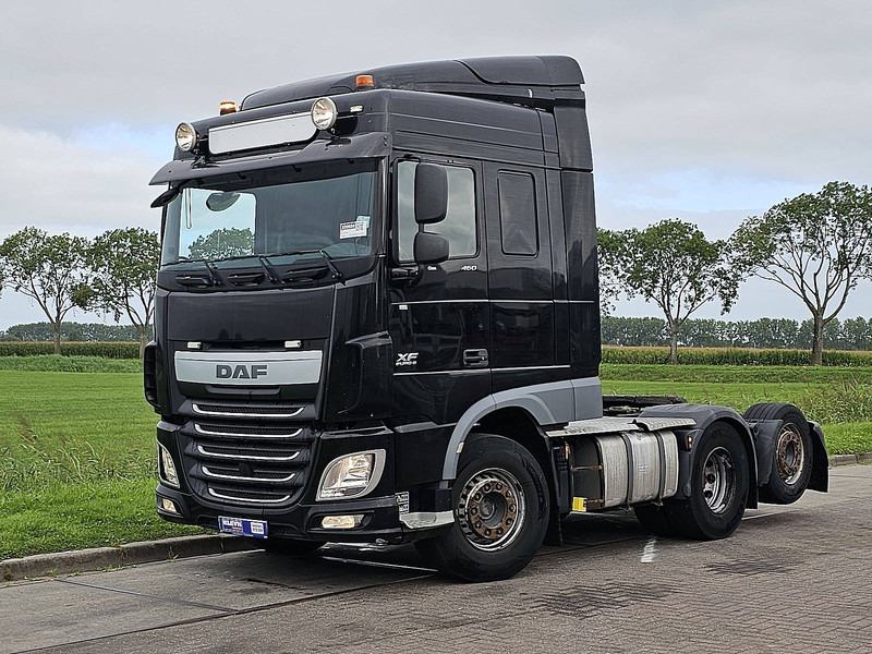 DAF XF 460 6X2 FTR SPACECAB - Tractor head: gambar 2 DAF XF 460 6X2 FTR SPACECAB - Tractor head: gambar 2