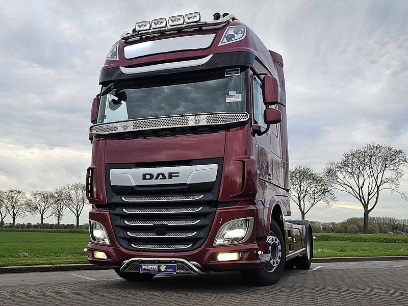 DAF XF 530 - Tractor head: gambar 1 DAF XF 530 - Tractor head: gambar 1