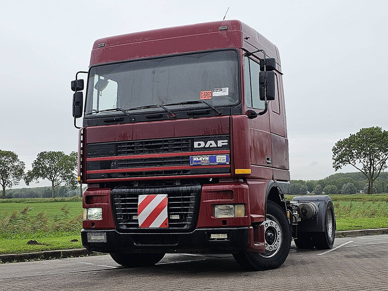 DAF XF 95.380 SPACECAB EURO 2 - Tractor head: gambar 1 DAF XF 95.380 SPACECAB EURO 2 - Tractor head: gambar 1
