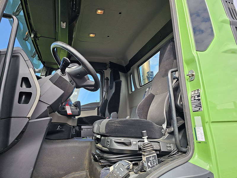 Tractor head MAN 18.480 TGS 4X4H LEICHT UNFALL: gambar 7 Tractor head MAN 18.480 TGS 4X4H LEICHT UNFALL: gambar 7