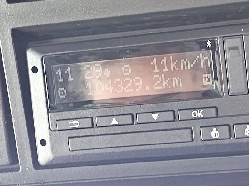 Tractor head MAN 18.480 TGS 4X4H LEICHT UNFALL: gambar 9 Tractor head MAN 18.480 TGS 4X4H LEICHT UNFALL: gambar 9