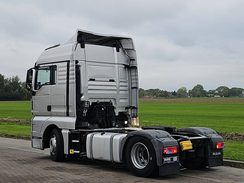 Tractor head MAN 18.500 TGX XLX 2X TANK NIGHT AC: gambar 6 Tractor head MAN 18.500 TGX XLX 2X TANK NIGHT AC: gambar 6