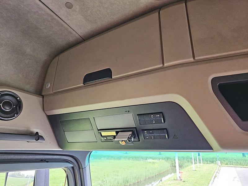 Tractor head Mercedes-Benz ACTROS 1842 LS BIGSPACE EURO 5: gambar 10