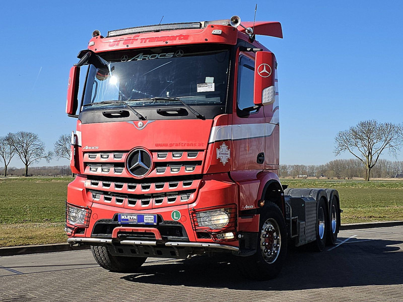 Mercedes-Benz AROCS 3358 6X4 RETARDER PTO+HYD - Tractor head: gambar 1 Mercedes-Benz AROCS 3358 6X4 RETARDER PTO+HYD - Tractor head: gambar 1