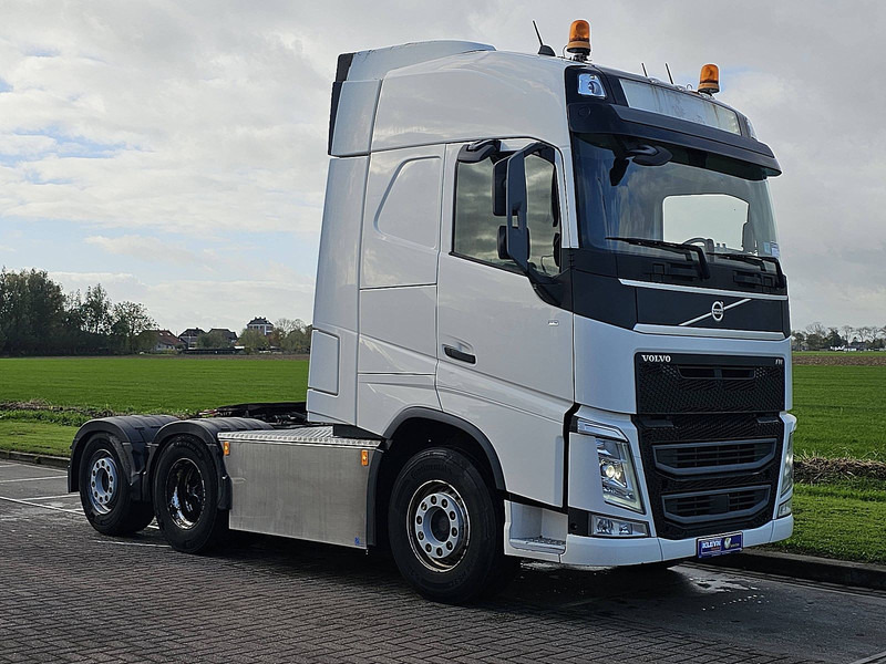 Volvo FH 500 6X2 - Tractor head: gambar 5 Volvo FH 500 6X2 - Tractor head: gambar 5