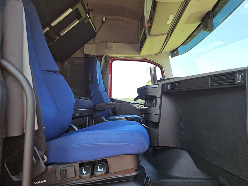 Tractor head Volvo FH 500 I-SAVE LED 2X TANK: gambar 7