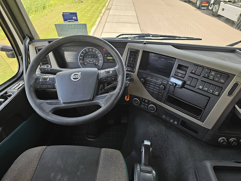 Tractor head Volvo FM 460 13LTR 6X2 STEERED: gambar 8 Tractor head Volvo FM 460 13LTR 6X2 STEERED: gambar 8