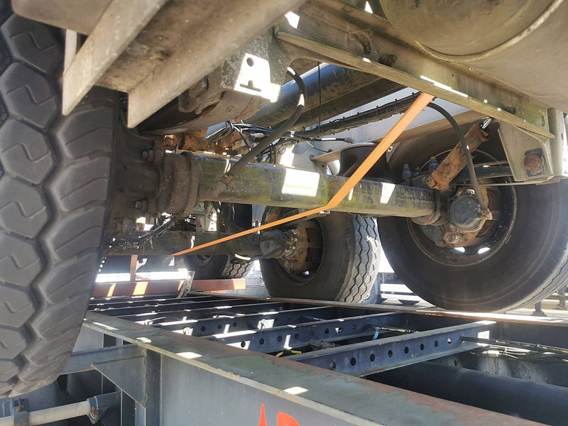 Van Hool 3B1094 - Semi-trailer pengangkut mobil: gambar 2 Van Hool 3B1094 - Semi-trailer pengangkut mobil: gambar 2