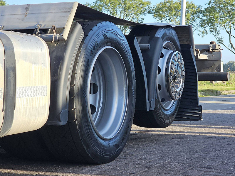 Pengangkut kontainer/ Container truck Volvo FH 460 XL XENON WB490: gambar 16