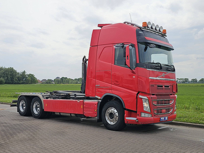 Volvo FH 540 6X4 LIFTING BOOGIE - Hook lift: gambar 5 Volvo FH 540 6X4 LIFTING BOOGIE - Hook lift: gambar 5