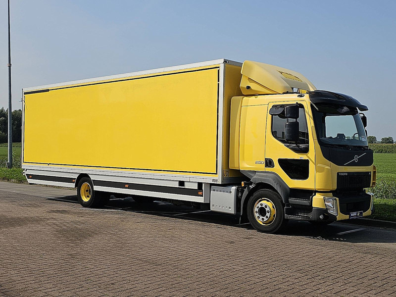 Volvo FL 250.12 AIRCO 6 CYL. - Truk box: gambar 5 Volvo FL 250.12 AIRCO 6 CYL. - Truk box: gambar 5