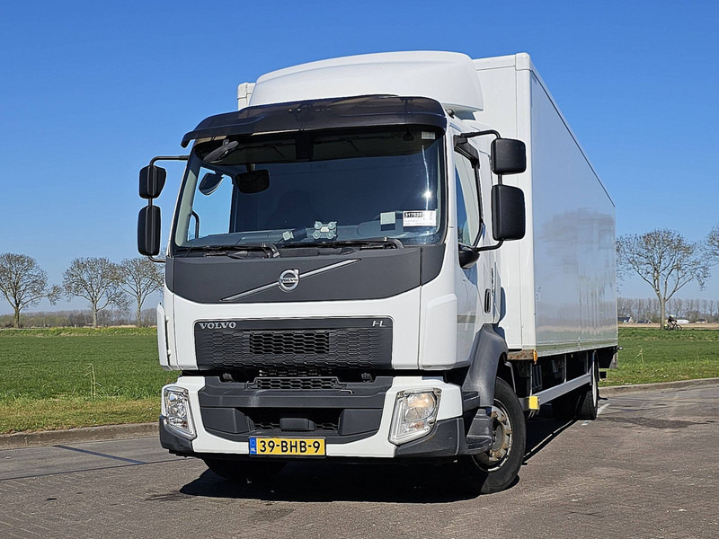 Volvo FL 250.12 - Truk box: gambar 1 Volvo FL 250.12 - Truk box: gambar 1