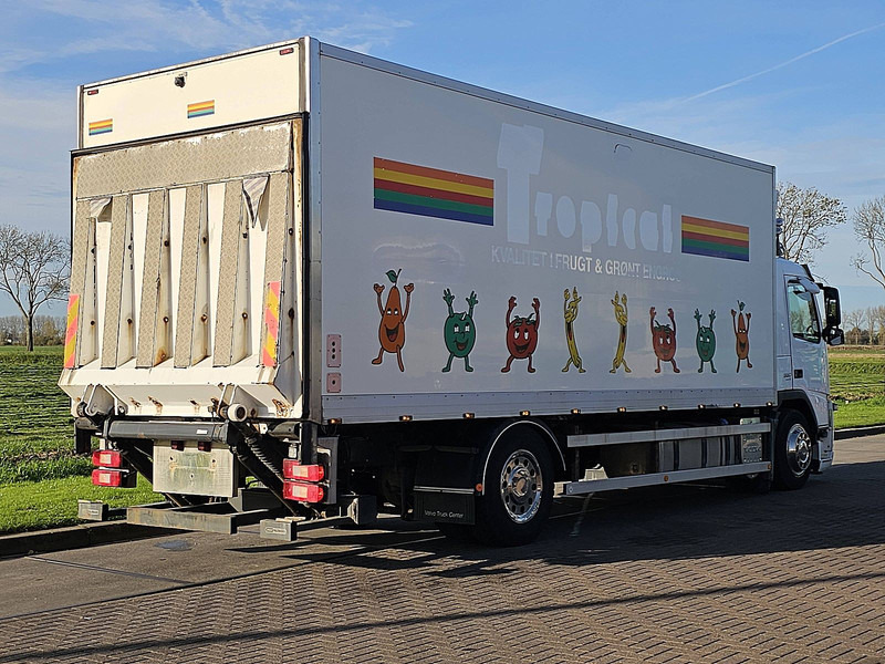 Volvo FM 11.330 3 SEATS LIFT 290TKM - Truk box: gambar 3 Volvo FM 11.330 3 SEATS LIFT 290TKM - Truk box: gambar 3