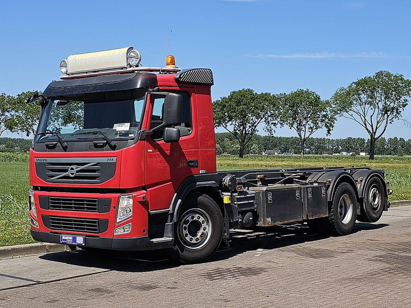 Volvo FM 11.330 6X2 MANUAL WB460 - Truk sasis: gambar 2 Volvo FM 11.330 6X2 MANUAL WB460 - Truk sasis: gambar 2