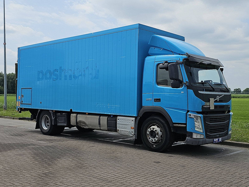 Volvo FM 370 TAILLIFT - Truk box: gambar 5 Volvo FM 370 TAILLIFT - Truk box: gambar 5