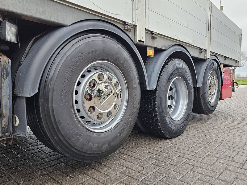 Truk flatbed, Truk derek Volvo FM 500 8X2 PK33002 6X HYDR.: gambar 15