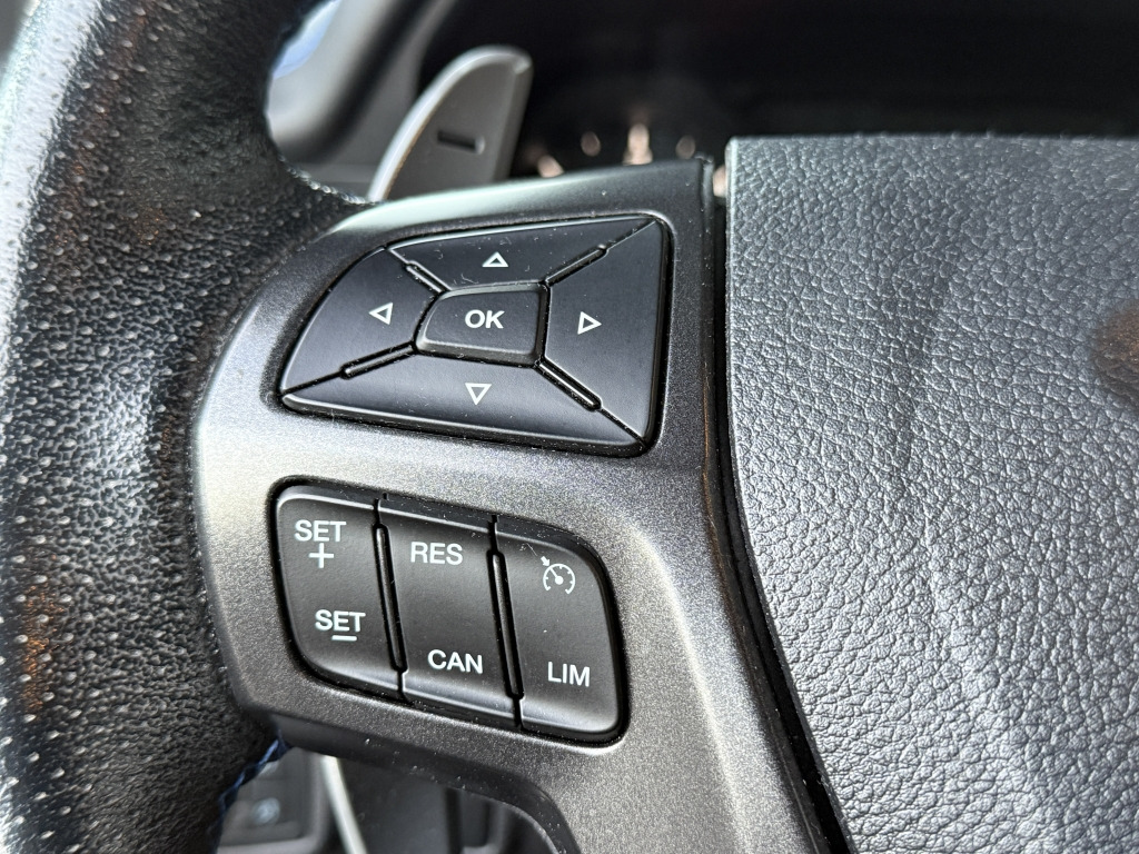 Ford Ranger 2.0L Ecoblue Raptor DoKa 4x4 Standheizung - Mobil SUV: gambar 4 Ford Ranger 2.0L Ecoblue Raptor DoKa 4x4 Standheizung - Mobil SUV: gambar 4