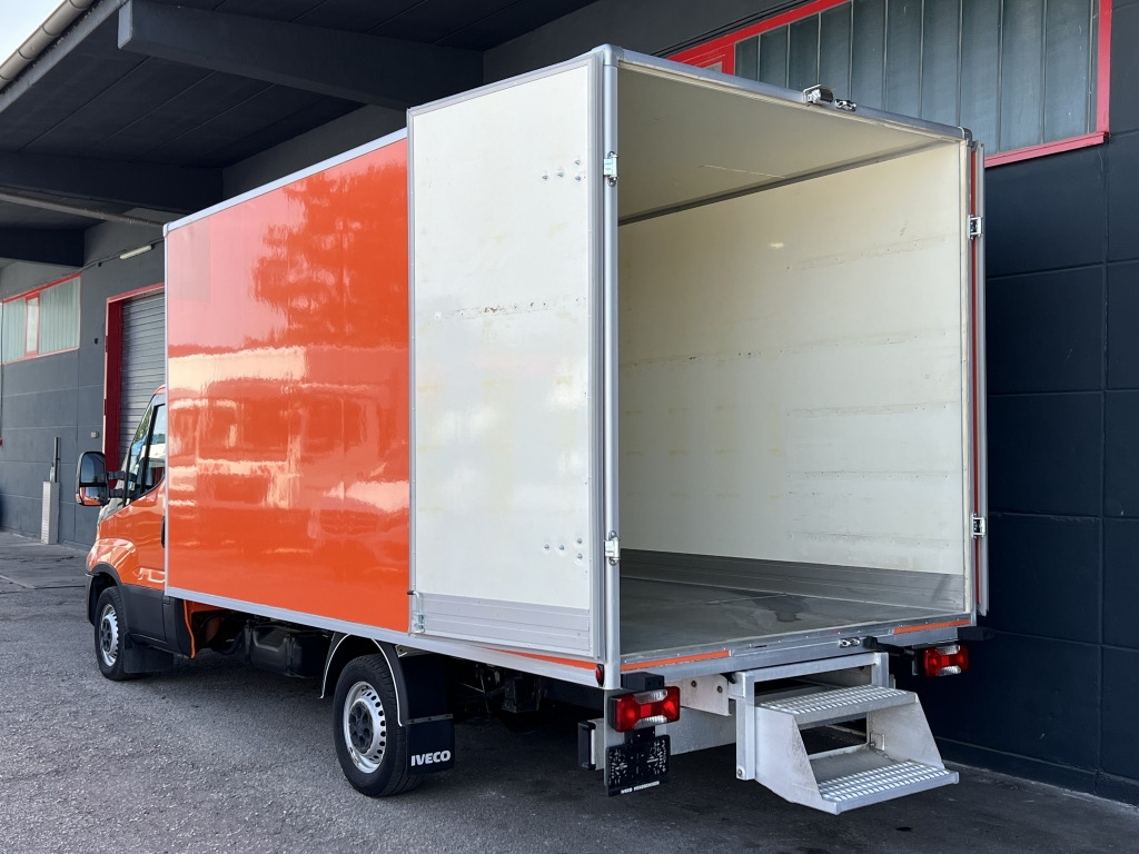 Iveco Daily 35S14 MAXI 4,35m Portaltüren Klima Kamera - Van box: gambar 4 Iveco Daily 35S14 MAXI 4,35m Portaltüren Klima Kamera - Van box: gambar 4