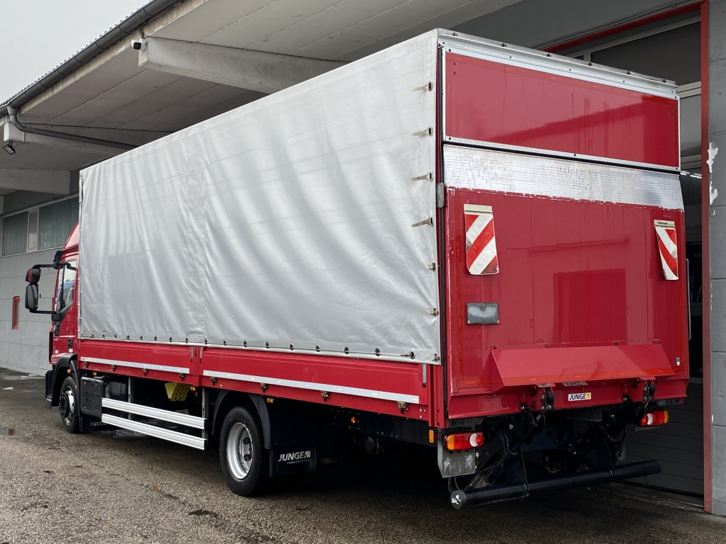 Interior photo 1: Truk dengan terpal samping Iveco EuroCargo ML120E21 Standklima ACC 7,25m P+P LBW