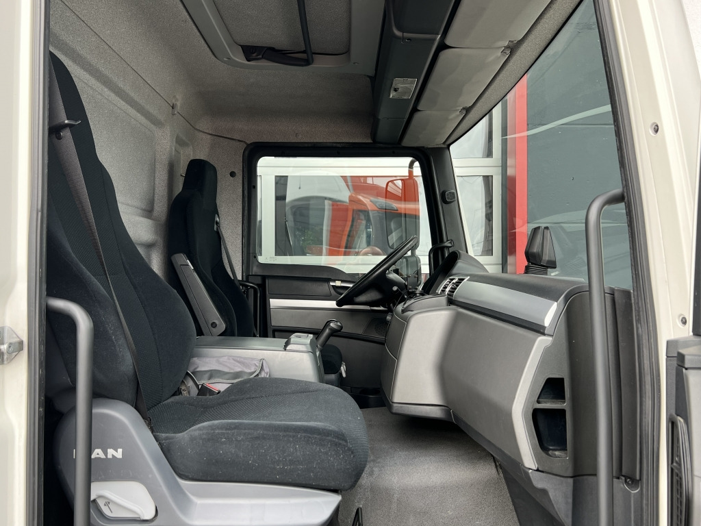 Truk box MAN TGL 12.220  E6 7,1m Koffer+LBW Getriebegeräusche: gambar 11