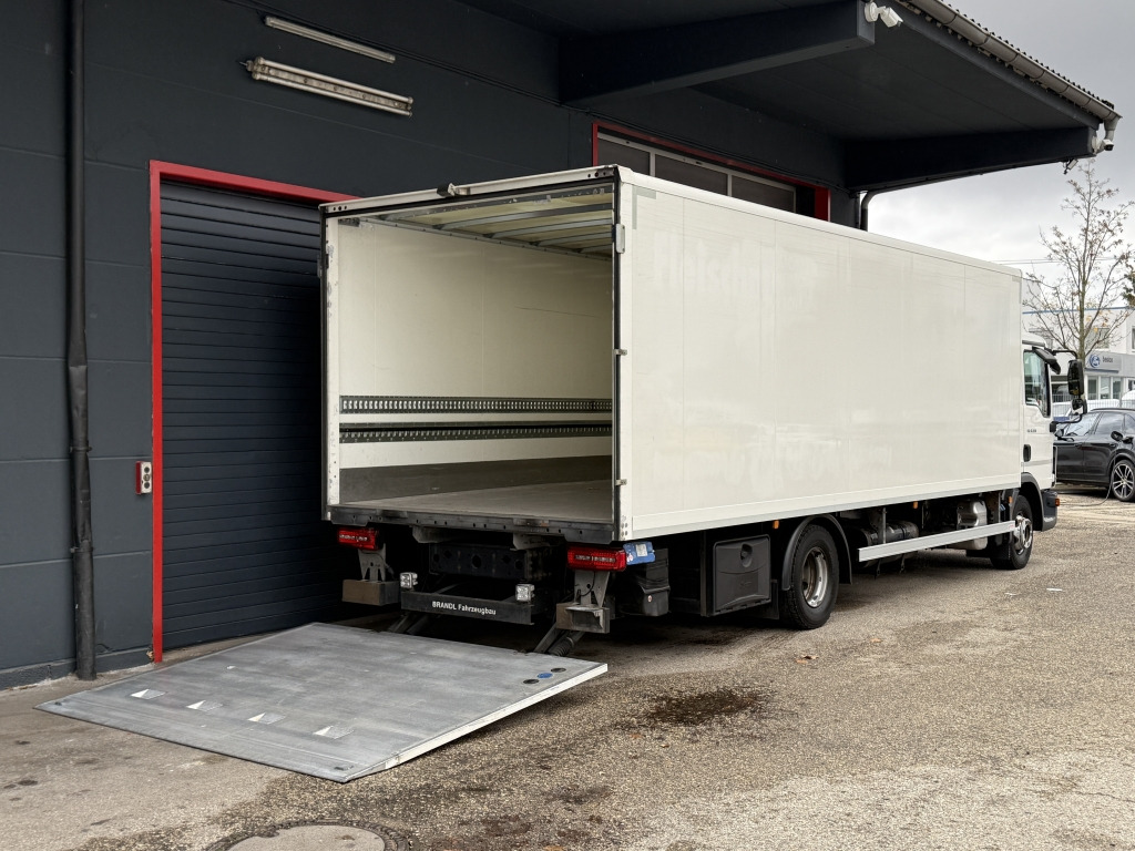 MAN TGL 12.220 Klimaautom. Kamera NAVI 7,1m Koff+LBW - Truk box: gambar 5 MAN TGL 12.220 Klimaautom. Kamera NAVI 7,1m Koff+LBW - Truk box: gambar 5