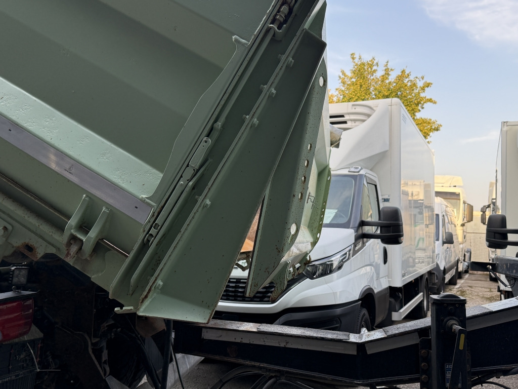 MAN TGS 26.500 6x4 12m³ Kipper Retarder NAVI  1.Hand - Truk jungkit: gambar 2 MAN TGS 26.500 6x4 12m³ Kipper Retarder NAVI  1.Hand - Truk jungkit: gambar 2