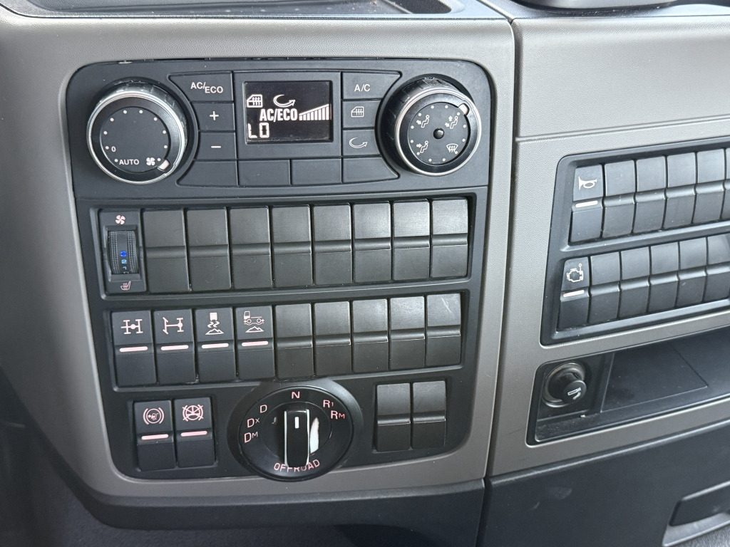 MAN TGS 26.500 6x4 12m³ Kipper Retarder NAVI  1.Hand - Truk jungkit: gambar 5 MAN TGS 26.500 6x4 12m³ Kipper Retarder NAVI  1.Hand - Truk jungkit: gambar 5