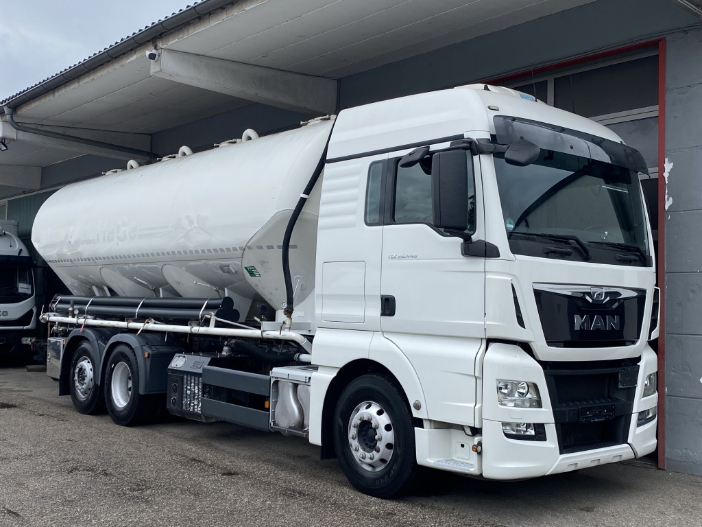 MAN TGX 26.440 E6 KlimaRetarder32m³ Silo Kompressor - Truk vakum: gambar 1 MAN TGX 26.440 E6 KlimaRetarder32m³ Silo Kompressor - Truk vakum: gambar 1