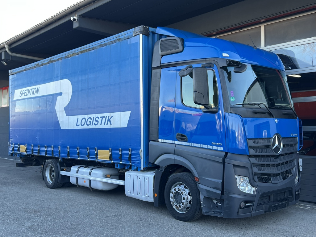 Mercedes-Benz Actros 1840 MEGA Jumbo Klima Retarder ACC-Tempo - Pengangkut kontainer/ Container truck: gambar 1 Mercedes-Benz Actros 1840 MEGA Jumbo Klima Retarder ACC-Tempo - Pengangkut kontainer/ Container truck: gambar 1