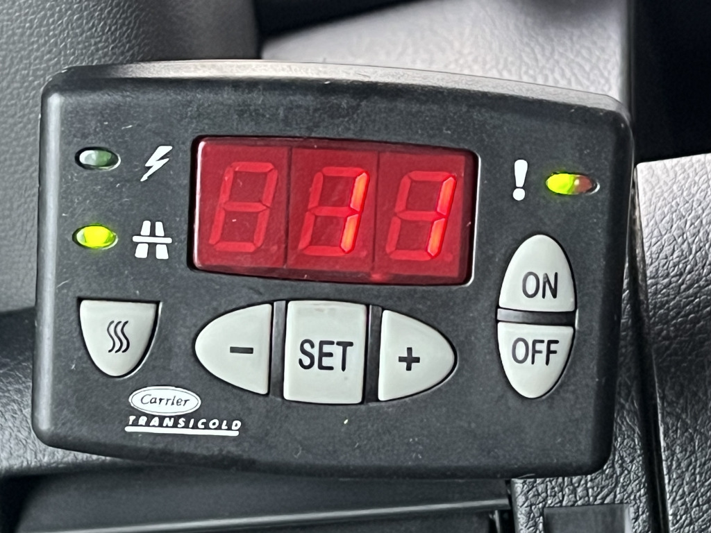 Mercedes-Benz Sprinter 316 CDI 4x4 3,4m CarrierViento Tiefkühl - Van berpendingin: gambar 2 Mercedes-Benz Sprinter 316 CDI 4x4 3,4m CarrierViento Tiefkühl - Van berpendingin: gambar 2