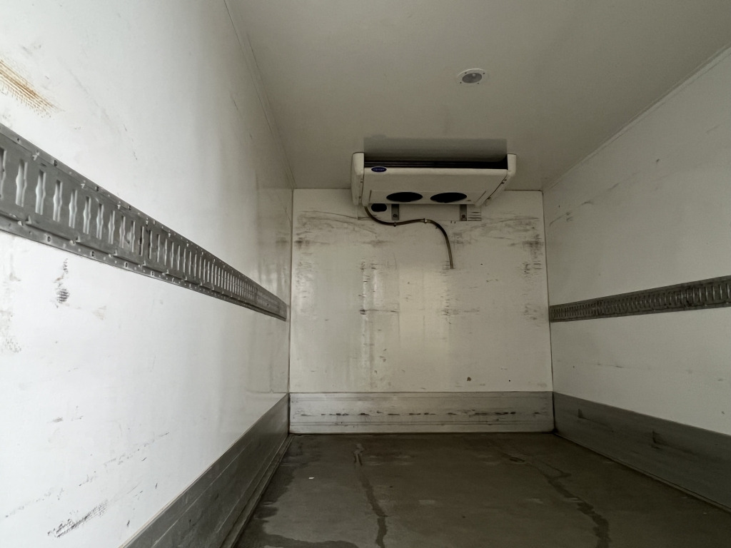 Mercedes-Benz Sprinter 316 CDI 4x4 3,4m CarrierViento Tiefkühl - Van berpendingin: gambar 5 Mercedes-Benz Sprinter 316 CDI 4x4 3,4m CarrierViento Tiefkühl - Van berpendingin: gambar 5