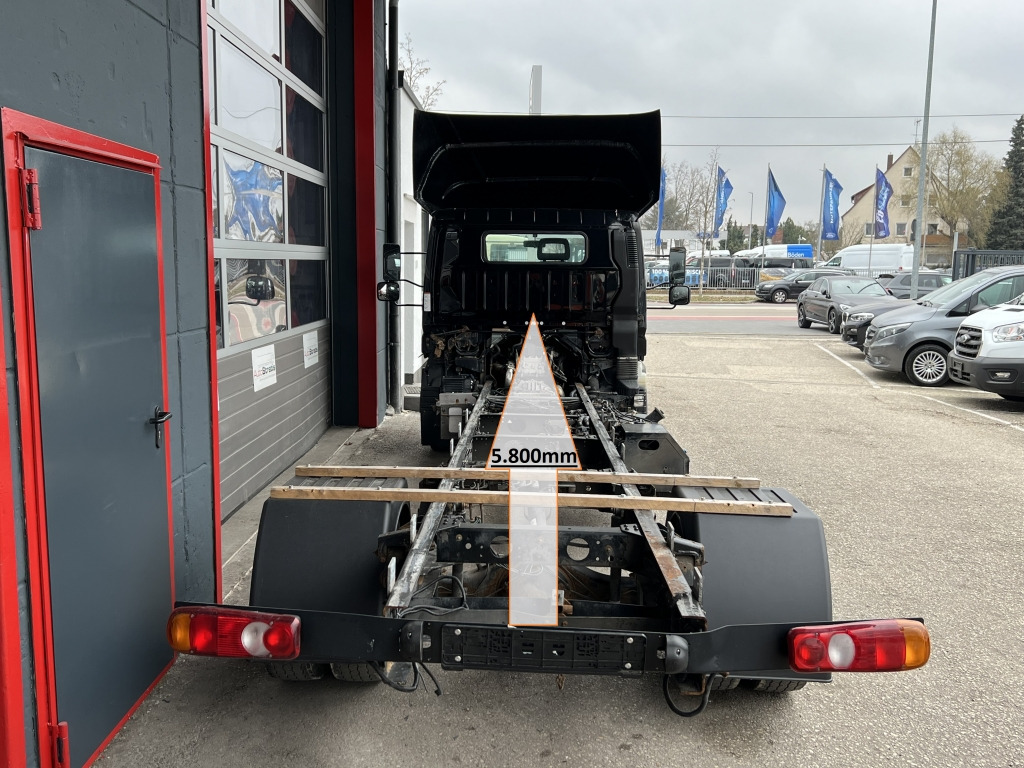 Mitsubishi Fuso Canter 9C18 5,8m Euro6d Klimaaut. Tempomat - Truk sasis: gambar 2 Mitsubishi Fuso Canter 9C18 5,8m Euro6d Klimaaut. Tempomat - Truk sasis: gambar 2
