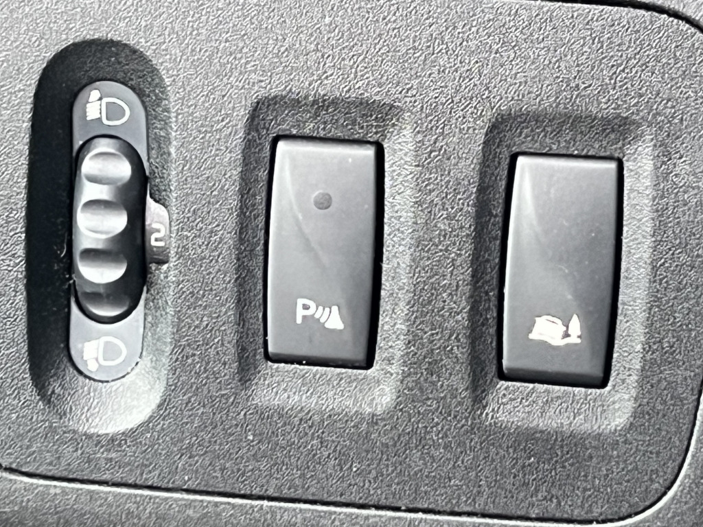 Opel Movano Klima MAXI Parkpilotsyst Heckflügeltüren - Van panel: gambar 3 Opel Movano Klima MAXI Parkpilotsyst Heckflügeltüren - Van panel: gambar 3