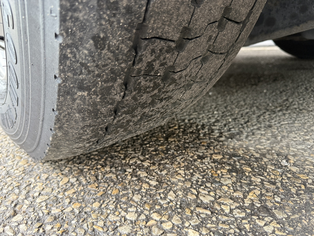 MAN TGX 18.440 XLX MEGA Klimaauto Motorbremse 2xTank - Tractor head: gambar 5 MAN TGX 18.440 XLX MEGA Klimaauto Motorbremse 2xTank - Tractor head: gambar 5