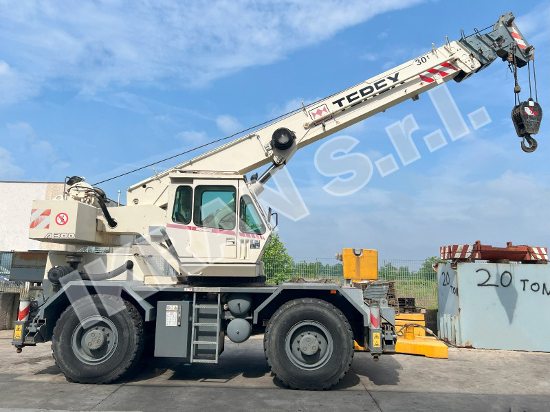 Terex A300 - Derek medan kasar: gambar 1 Terex A300 - Derek medan kasar: gambar 1