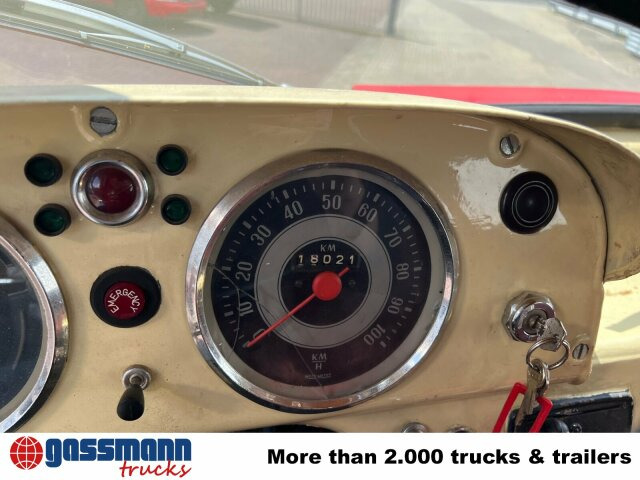 Ford FK 2500 4x2 LF8 Feuerwehr - Truk pemadam kebakaran: gambar 3 Ford FK 2500 4x2 LF8 Feuerwehr - Truk pemadam kebakaran: gambar 3