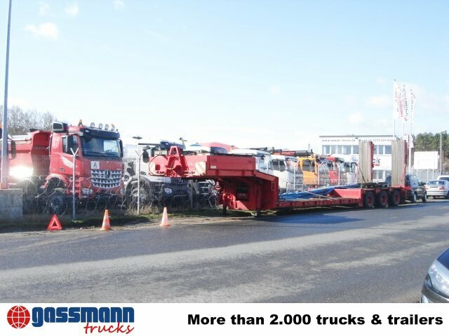Goldhofer Goldhofer STZ-TL3-32/80 Nutzlast: 35 to., 5,85 m - Semi-trailer low bed: gambar 2 Goldhofer Goldhofer STZ-TL3-32/80 Nutzlast: 35 to., 5,85 m - Semi-trailer low bed: gambar 2