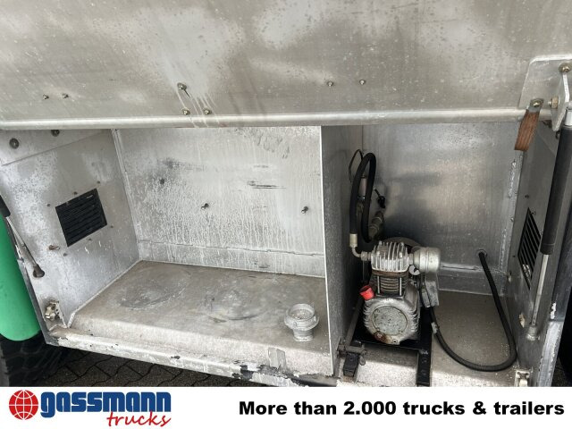 Iveco 190EH30 4x4 - Truk tangki: gambar 3 Iveco 190EH30 4x4 - Truk tangki: gambar 3