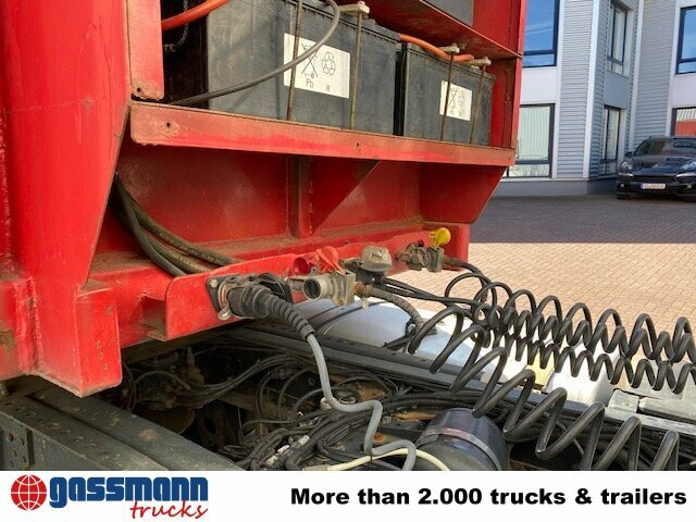 Langendorf SATUE 20/24 mit durchgehender hydr. Rampe - Semi-trailer low bed: gambar 4 Langendorf SATUE 20/24 mit durchgehender hydr. Rampe - Semi-trailer low bed: gambar 4