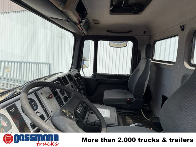 MAN 27.403 6x6 BB, EX-THW - Truk sasis: gambar 5 MAN 27.403 6x6 BB, EX-THW - Truk sasis: gambar 5