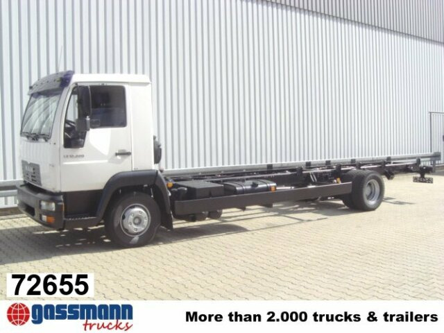 MAN LE 12.220 BL 4x2, Ersatzteilträger! - Truk sasis: gambar 1 MAN LE 12.220 BL 4x2, Ersatzteilträger! - Truk sasis: gambar 1
