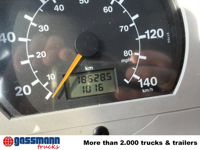 MAN LE 15.255 4x2 LLC Doka, Metz DLA-K 12/9 - Truk pemadam kebakaran: gambar 5 MAN LE 15.255 4x2 LLC Doka, Metz DLA-K 12/9 - Truk pemadam kebakaran: gambar 5