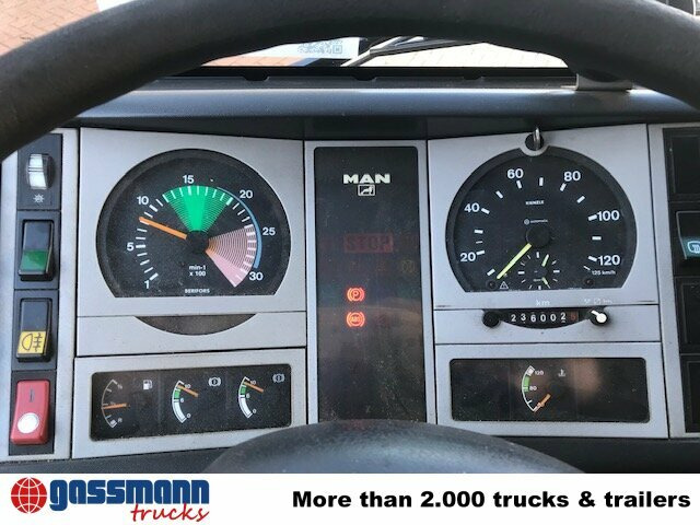 MAN LE 8.185 LC Doka 4x2 BB, 2x AHK - Truk flatbed: gambar 3 MAN LE 8.185 LC Doka 4x2 BB, 2x AHK - Truk flatbed: gambar 3