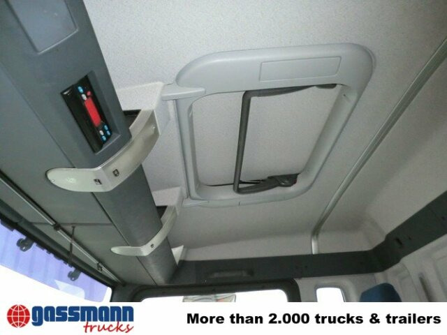 MAN TGA 18.360 4x2, Baustoff, Kran ATLAS 125.1 - Truk flatbed, Truk derek: gambar 4 MAN TGA 18.360 4x2, Baustoff, Kran ATLAS 125.1 - Truk flatbed, Truk derek: gambar 4