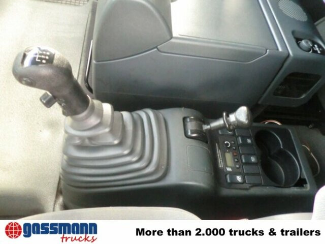 MAN TGA 18.360 4x2 - Truk sasis: gambar 3 MAN TGA 18.360 4x2 - Truk sasis: gambar 3